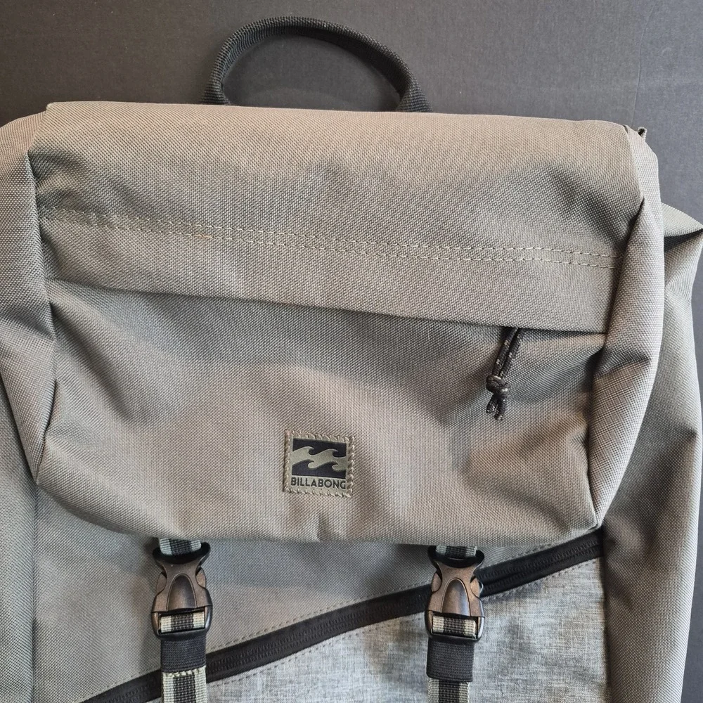 Billabong Green/Gray Track Backpack L19 Military Laptop Bookbag Multiple Zipper